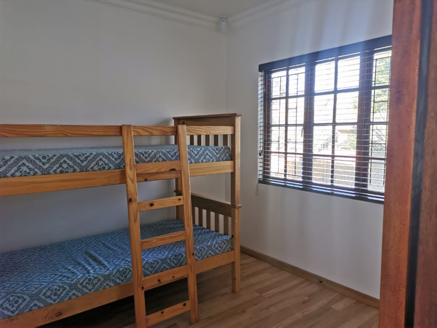 To Let 3 Bedroom Property for Rent in Summerstrand Eastern Cape